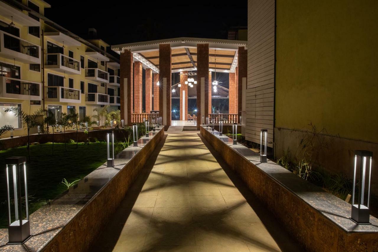 Отель Max Lords Plaza Варка Экстерьер фото