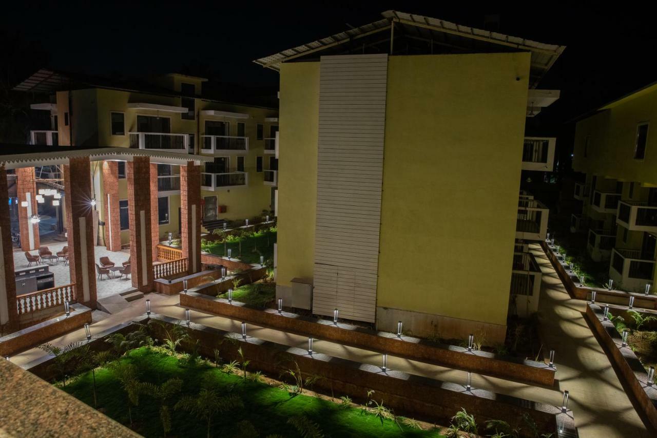Отель Max Lords Plaza Варка Экстерьер фото